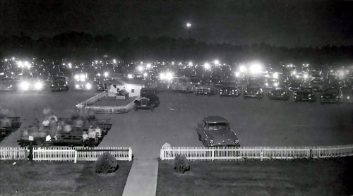 Niles 31 Outdoor Theatre - Niles At Night - Photo From Rg
